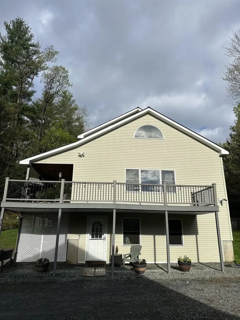 336 Locust Street Hartford VT 05088