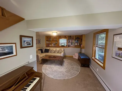 336 Locust Street Hartford VT 05088