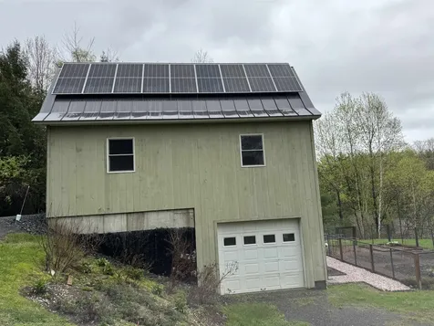 336 Locust Street Hartford VT 05088