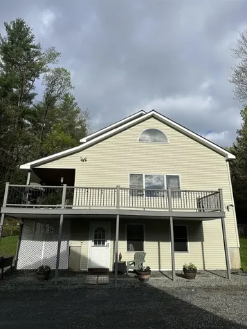 336 Locust Street Hartford VT 05088
