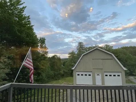 336 Locust Street Hartford VT 05088