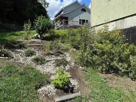 336 Locust Street Hartford VT 05088