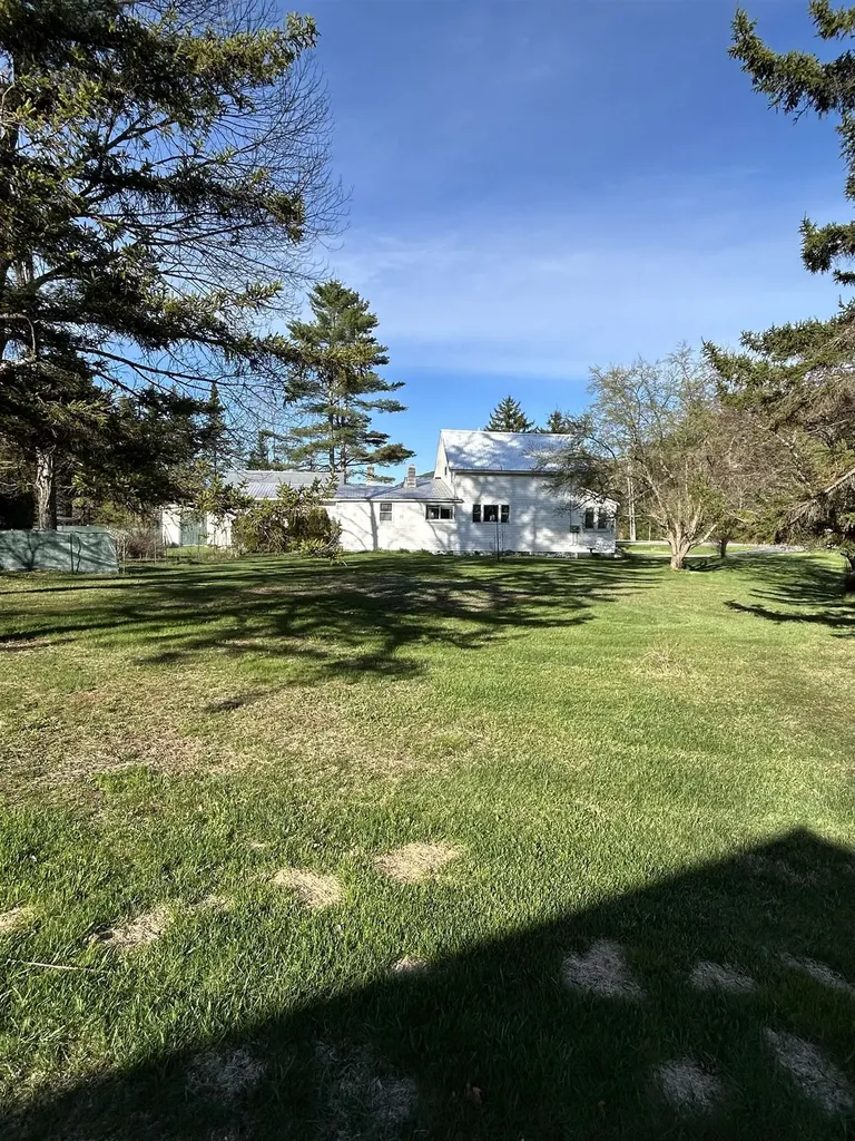 2903 Vt Route 107 Stockbridge VT 05772