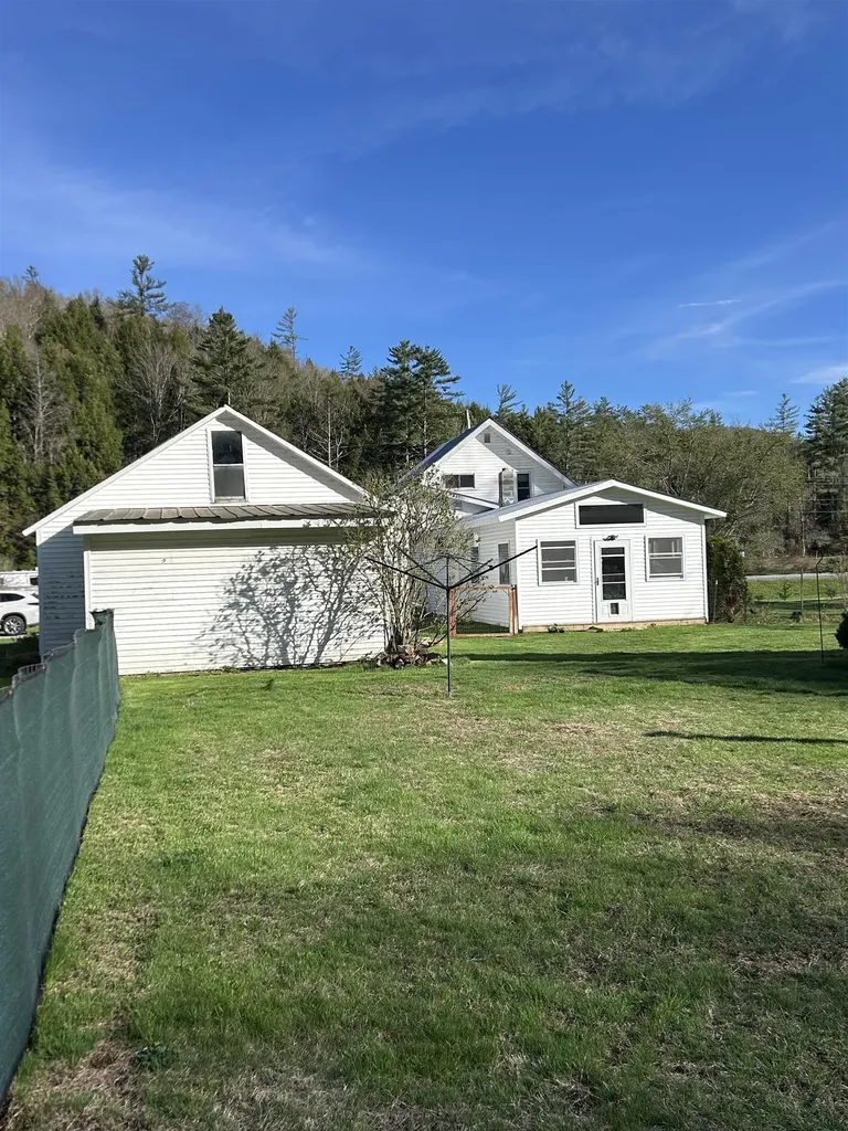 2903 Vt Route 107 Stockbridge VT 05772