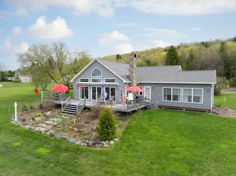 61 Sweeney Farm North Road Georgia VT 05478