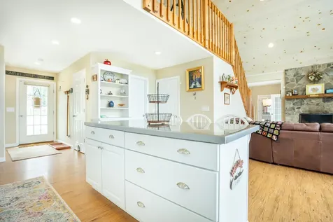 61 Sweeney Farm North Road Georgia VT 05478
