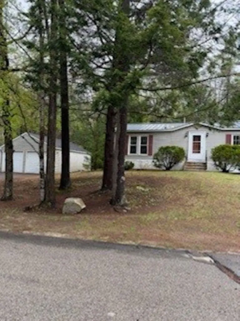 20 Harvey Brook Road Wolfeboro NH 03894