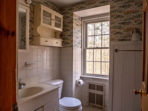 175 Mountain Road Tuftonboro NH 03816