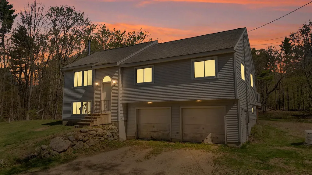 5 Quinlan Farm Road Raymond NH 03077