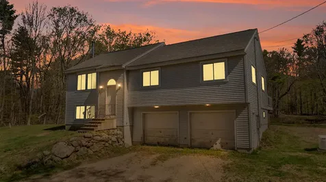 5 Quinlan Farm Road Raymond NH 03077