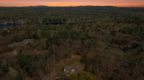 5 Quinlan Farm Road Raymond NH 03077