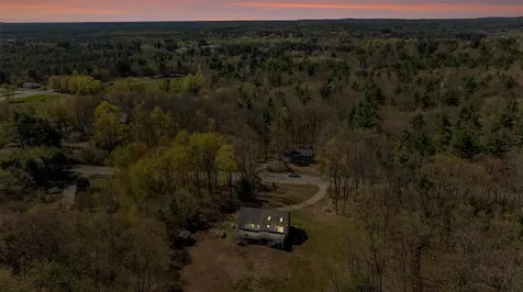 5 Quinlan Farm Road Raymond NH 03077