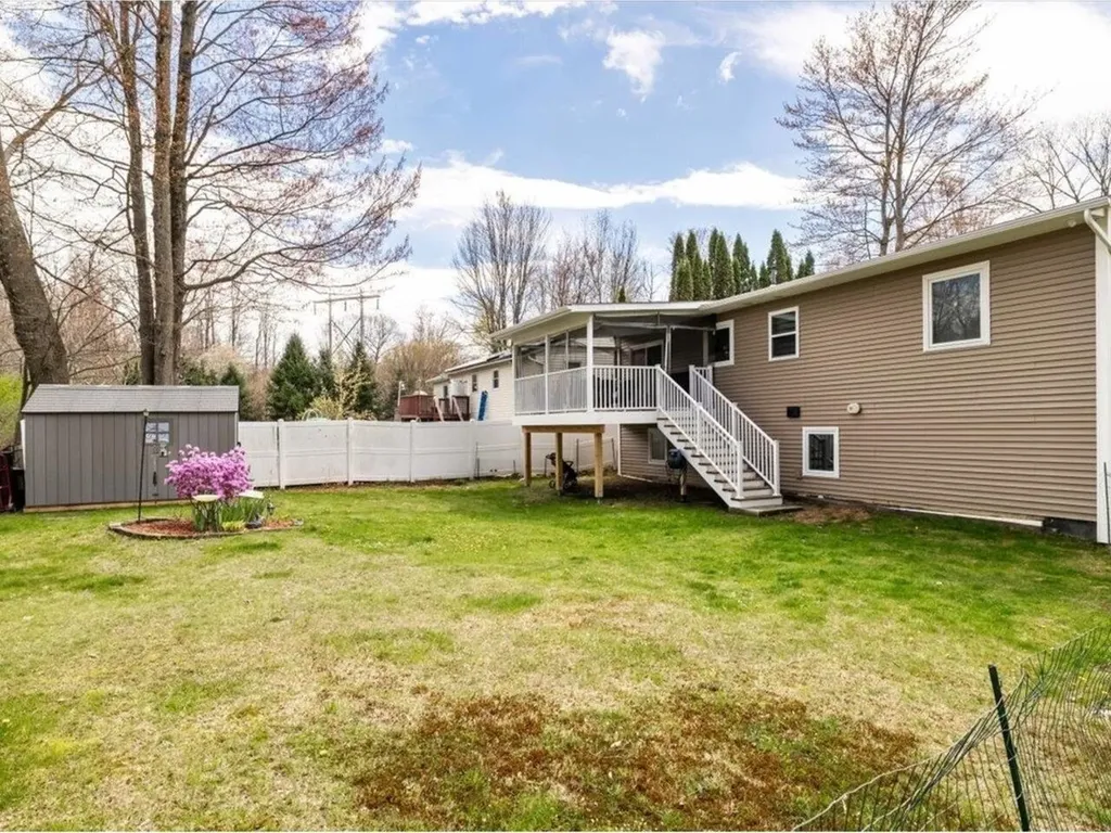 33 Rosewood Lane Essex Junction VT 05452