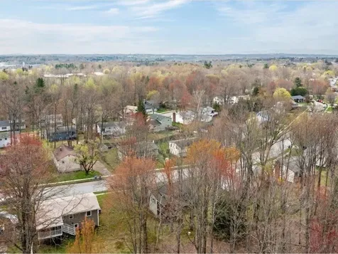 33 Rosewood Lane Essex Junction VT 05452