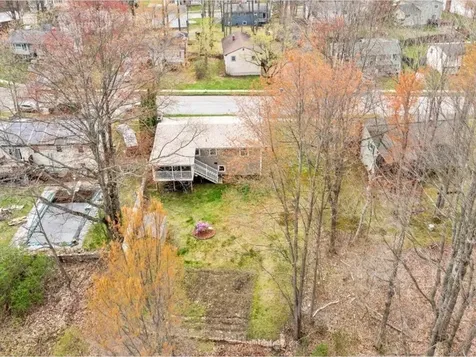 33 Rosewood Lane Essex Junction VT 05452