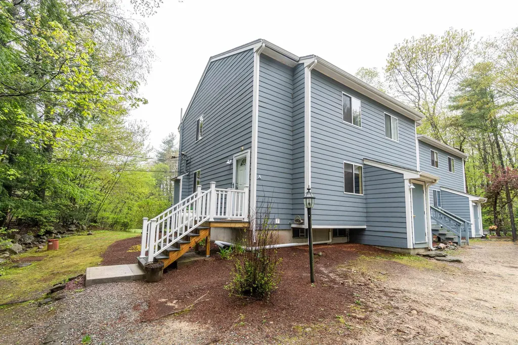 39a Apple Lane Hollis NH 03049