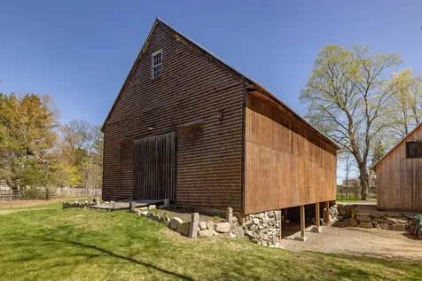 246 Pickpocket Road Brentwood NH 03833