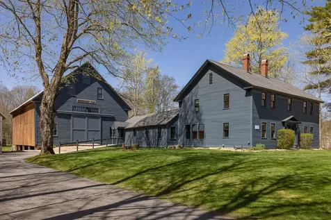 246 Pickpocket Road Brentwood NH 03833