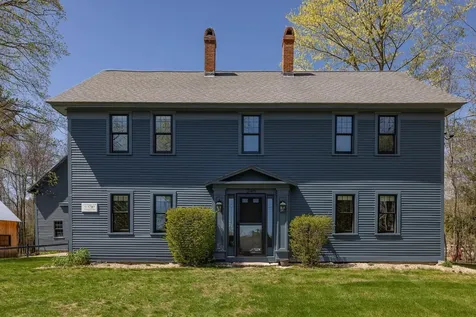 246 Pickpocket Road Brentwood NH 03833