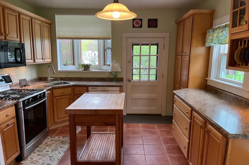 181 Adams Street Rutland City VT 05701