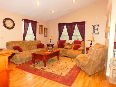 218 Deboer Lane Wakefield NH 03872