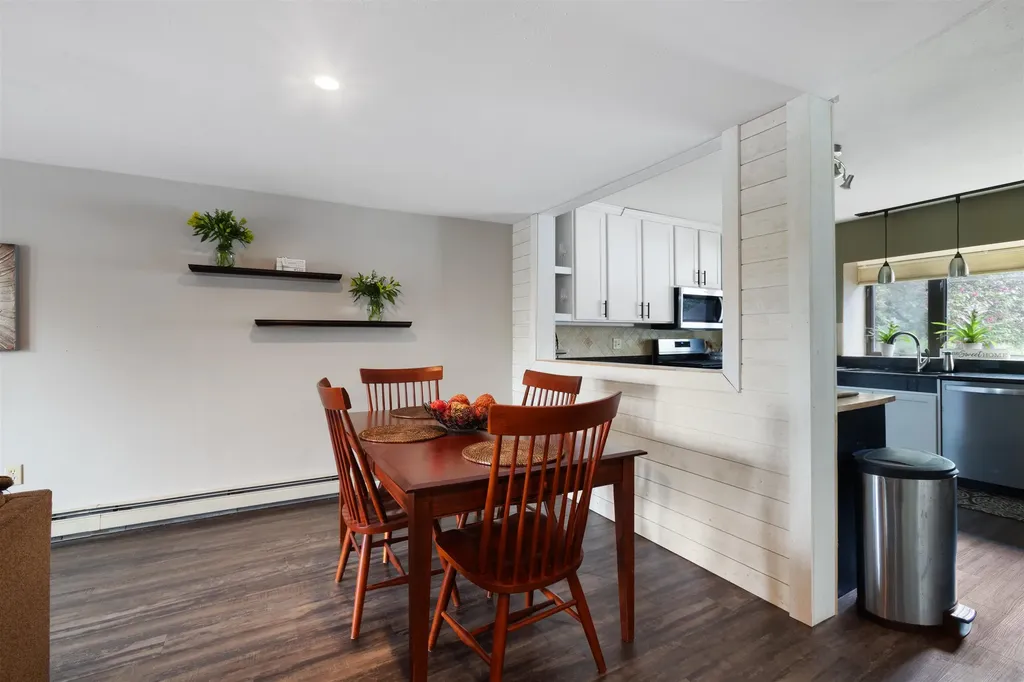 21 Pondview Drive Merrimack NH 03054