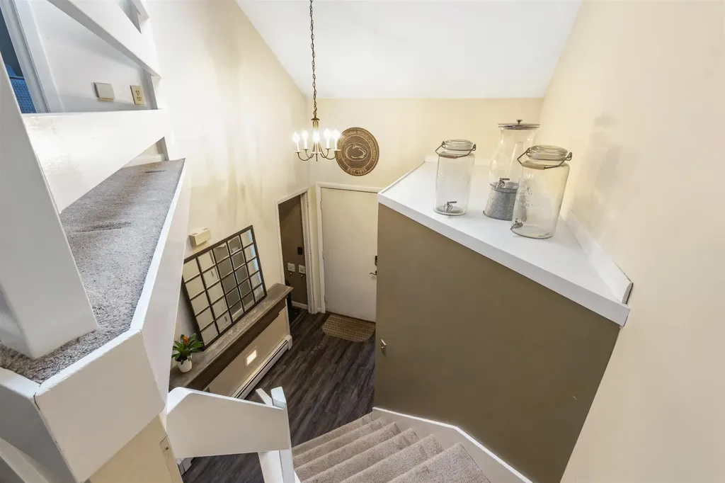 21 Pondview Drive Merrimack NH 03054