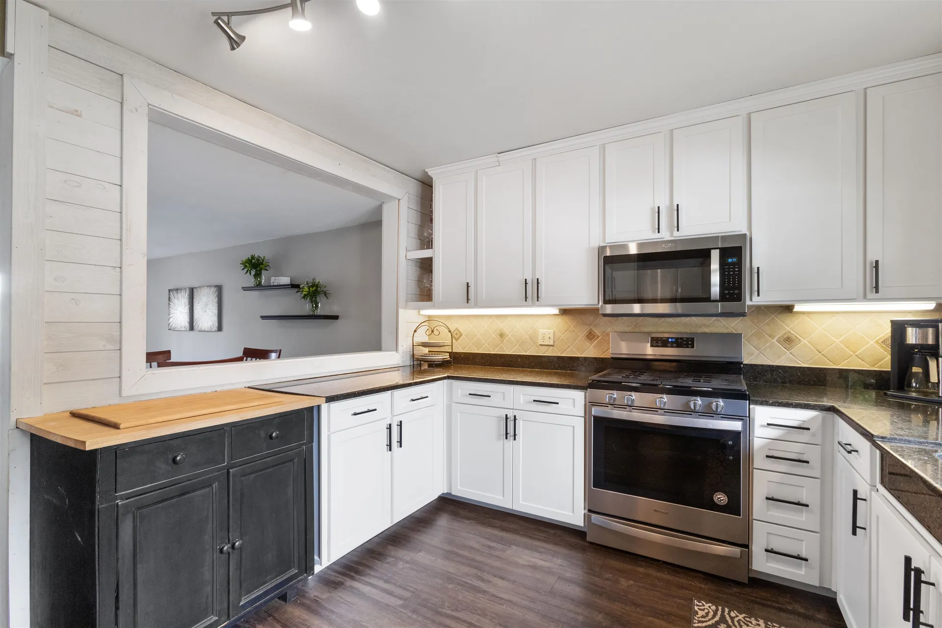 21 Pondview Drive Merrimack NH 03054