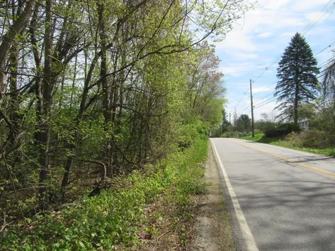 45 Dutton Road Pelham NH 03076