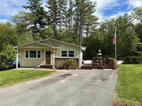 320 Queen Street Boscawen NH 03303