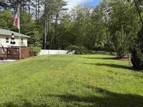 320 Queen Street Boscawen NH 03303