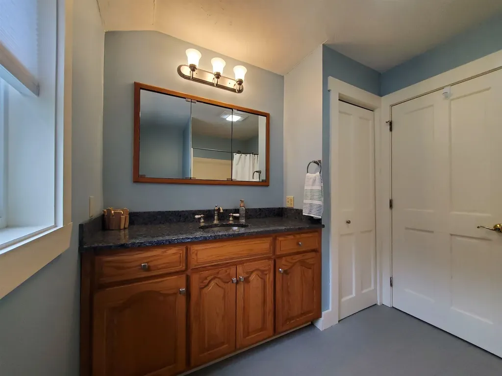 562 River Road Canaan NH 03741