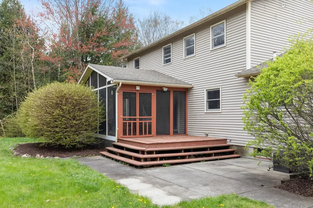 42 Strawberry Lane Milton VT 05468