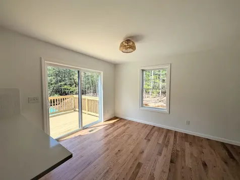 16 Meindl Road Raymond NH 03077
