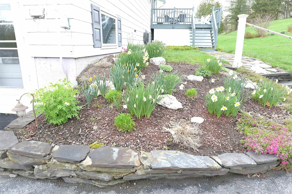 4 Green Mountain View Drive Barre Town VT 05641