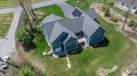19 Captain Bannon Circle Merrimack NH 03054