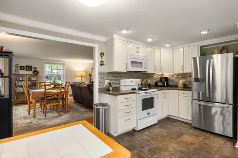 70 Crescent Way Portsmouth NH 03801