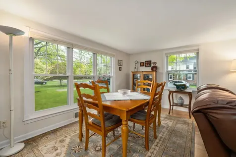 70 Crescent Way Portsmouth NH 03801