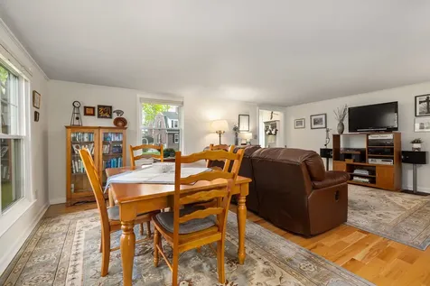 70 Crescent Way Portsmouth NH 03801