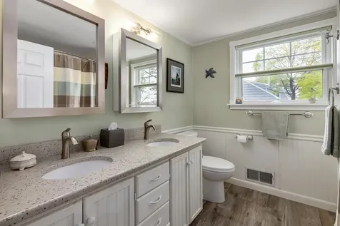 70 Crescent Way Portsmouth NH 03801