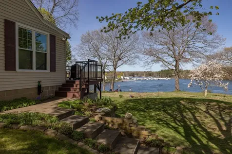 70 Crescent Way Portsmouth NH 03801