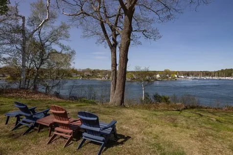 70 Crescent Way Portsmouth NH 03801