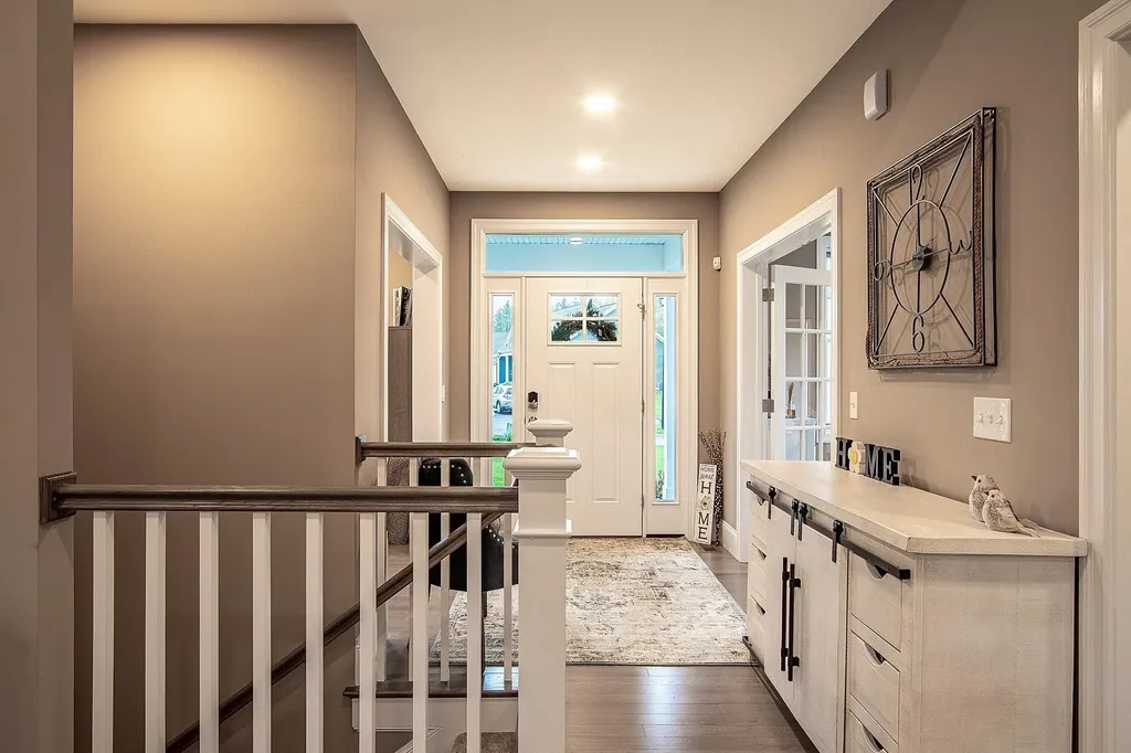 17 Craftsman Lane Nashua NH 03062