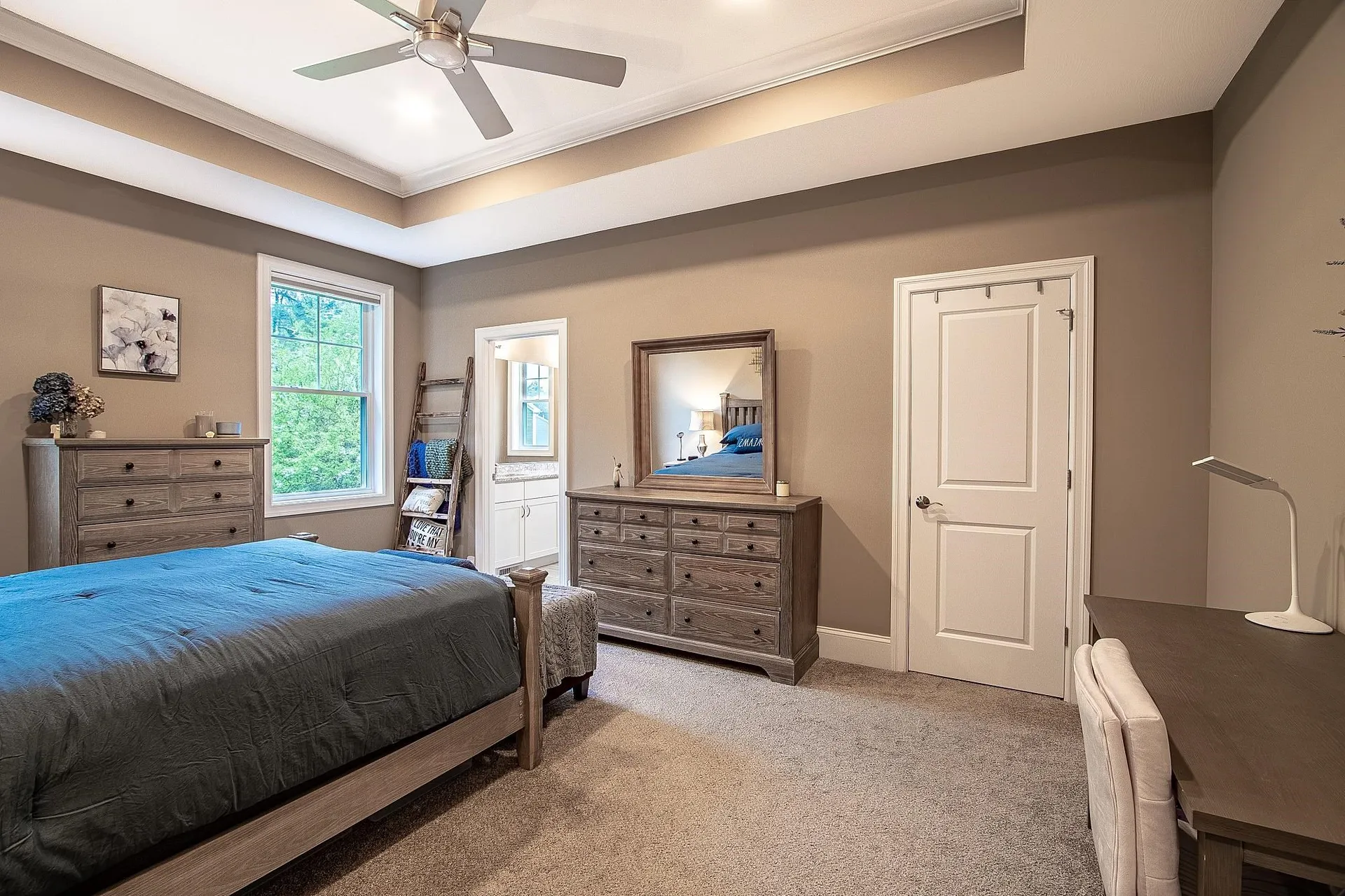 17 Craftsman Lane Nashua NH 03062