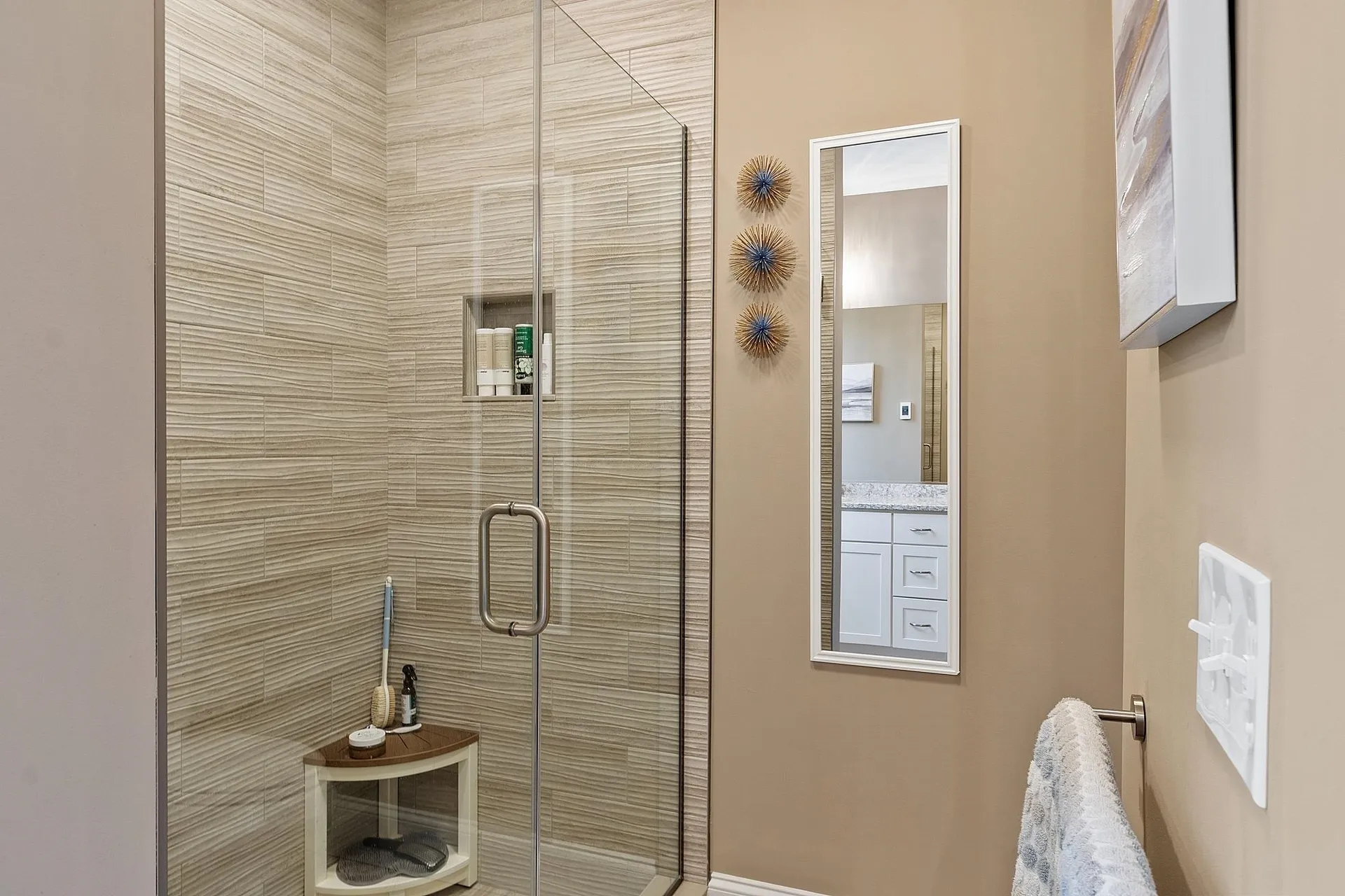 17 Craftsman Lane Nashua NH 03062