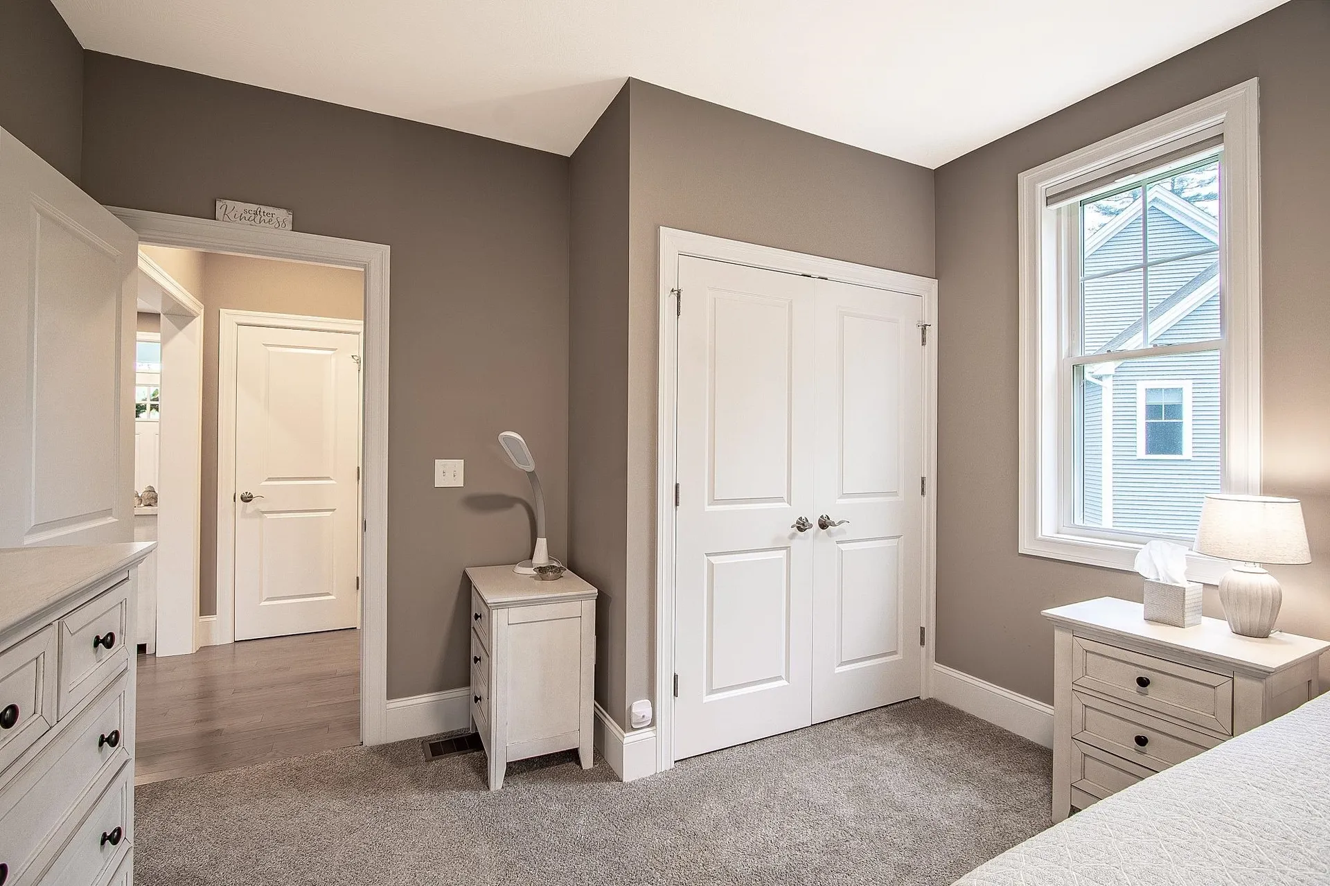 17 Craftsman Lane Nashua NH 03062