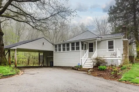 393 Chester Street Chester NH 03036