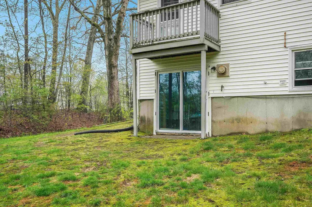 15 Derryfield Road Derry NH 03038