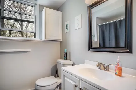 15 Derryfield Road Derry NH 03038