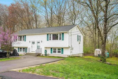15 Derryfield Road Derry NH 03038